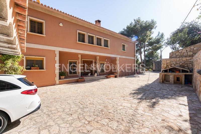 Foto 6a5b8ab0-9822-4069-a2a6-dbc11d36225a. House with heating parking pool in Centro-El Castillo Sagunt