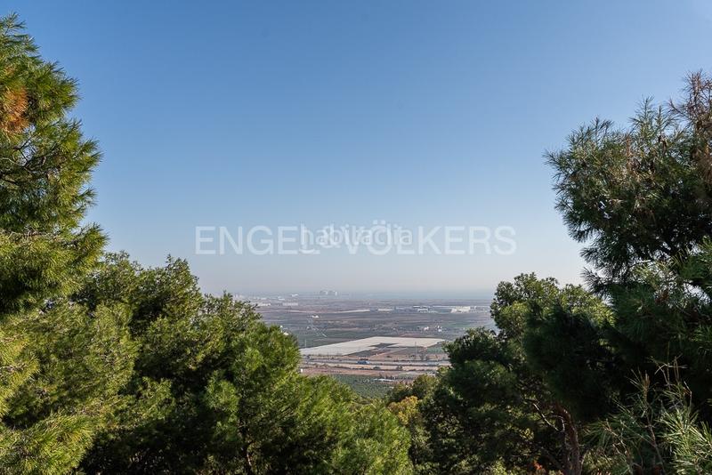 Foto 9899c553-4f81-4052-84ae-ea409df5c70c. House with heating parking pool in Centro-El Castillo Sagunt