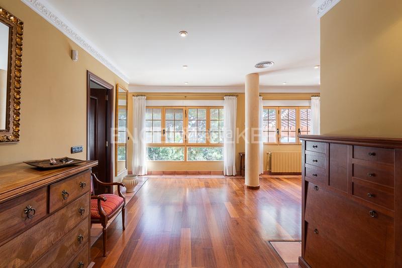 Foto 9b1a4bbc-cf21-4e4f-bcb0-905989812687. House with heating parking pool in Centro-El Castillo Sagunt