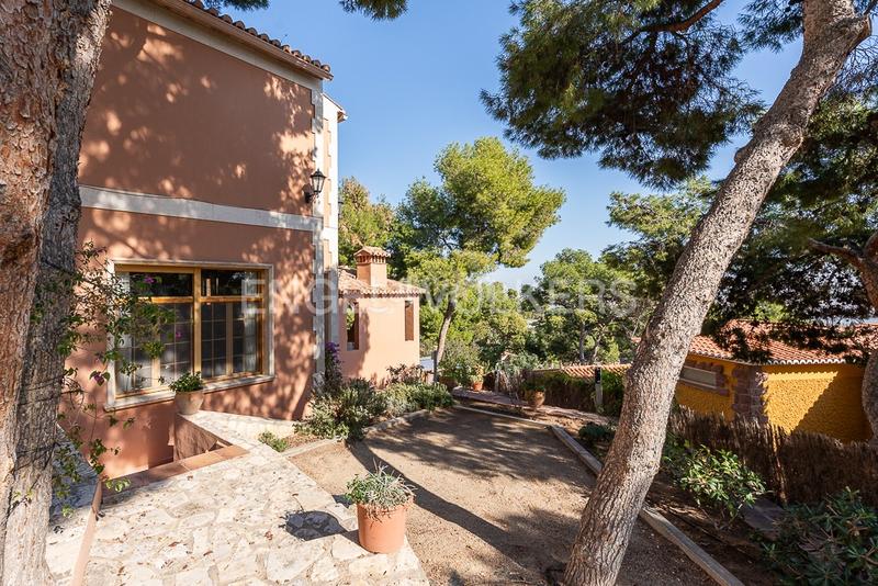 Foto a6b5bc09-4400-4026-8d1a-0f9123c5637c. House with heating parking pool in Centro-El Castillo Sagunt