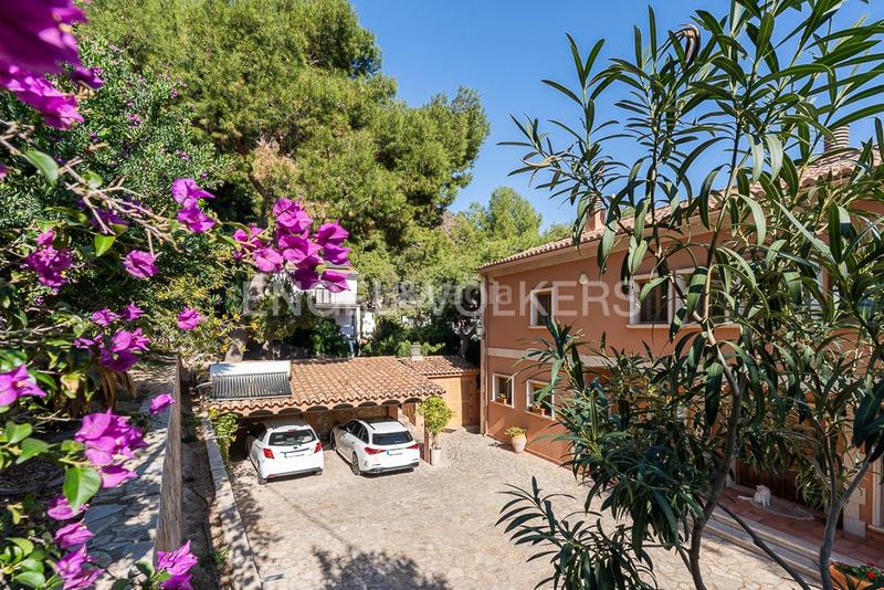 Foto b9e719dd-5286-4069-a25e-5cfddc6dce38. House with heating parking pool in Centro-El Castillo Sagunt