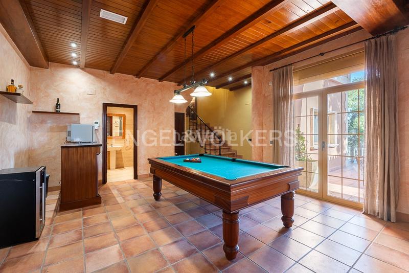 Foto cbb63f98-e73b-4393-a5cd-8a41bc691649. House with heating parking pool in Centro-El Castillo Sagunt