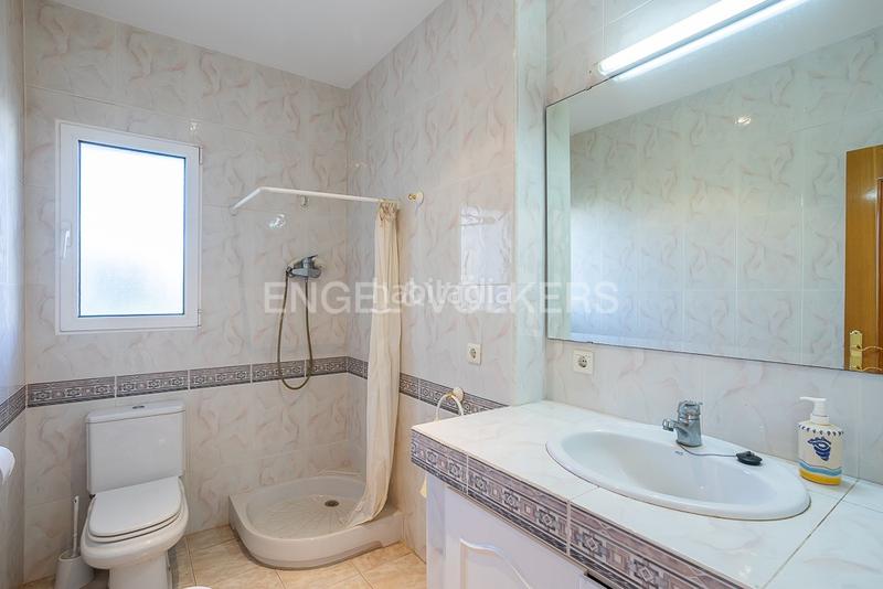 Foto f7f12369-434a-4b5c-8b59-ede7ae47da93. Casa  con sol de invierno y vistas al mar. en Dénia
