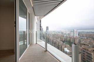 Apartament  Avenida cortes valencianas. Apartamento con terraza en torre ikon