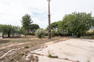 Terreny residencial a Nueva Santa Barbara - Cruz de Gracia. Espléndida parcela en urbanización cruz de gracia