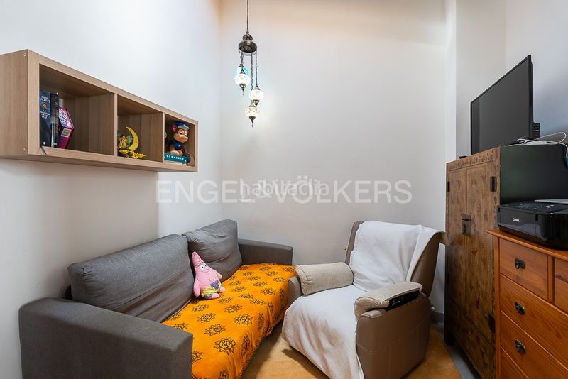 Foto 2da880ea-55c4-4636-ab96-eb3b9dc1703d. Casa amb calefacció a El Cabanyal-El Canyamelar Valencia