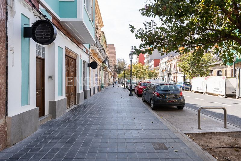 Foto 50fca945-6e77-4698-aee8-bf067a94ea3a. Casa amb calefacció a El Cabanyal-El Canyamelar Valencia