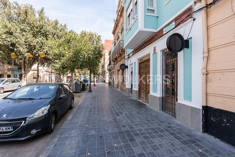 Foto 63a8d36d-5ff5-4d51-8831-a2fcef99bbb7. Casa amb calefacció a El Cabanyal-El Canyamelar Valencia