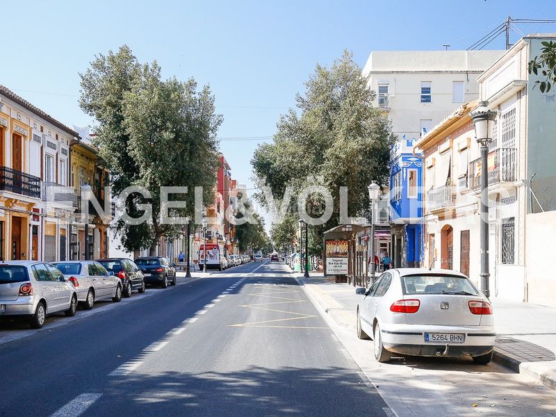 Foto 95592456-946c-4008-9f39-0af76e731e36. Casa amb calefacció a El Cabanyal-El Canyamelar Valencia
