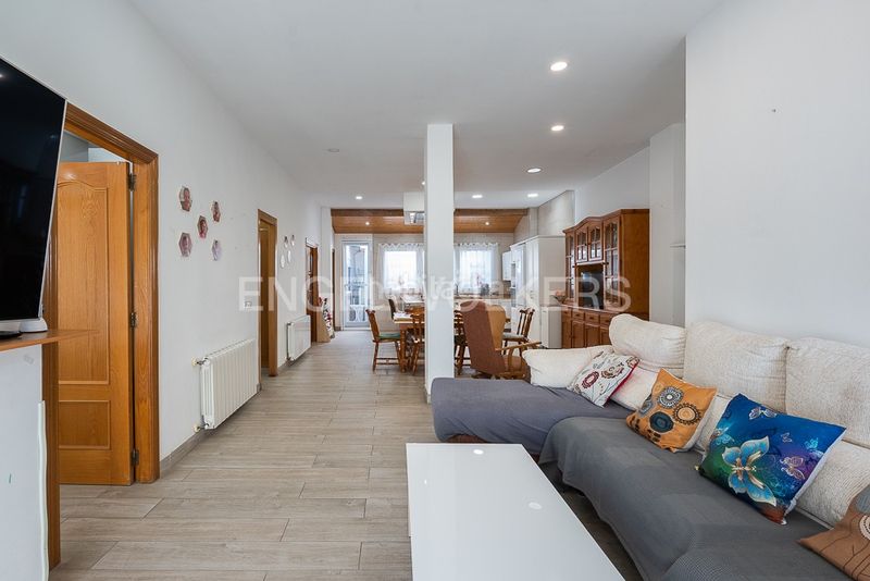 Foto aa808402-869c-4dd1-91a8-da2cef6fcfa6. Casa amb calefacció a El Cabanyal-El Canyamelar Valencia