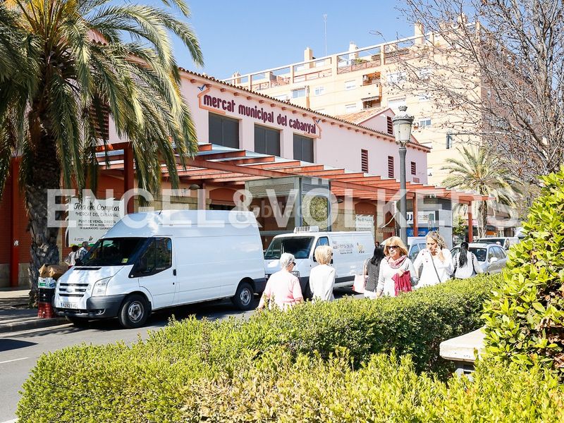 Foto b084d264-e15e-4569-a66e-827c5d33801c. Casa amb calefacció a El Cabanyal-El Canyamelar Valencia