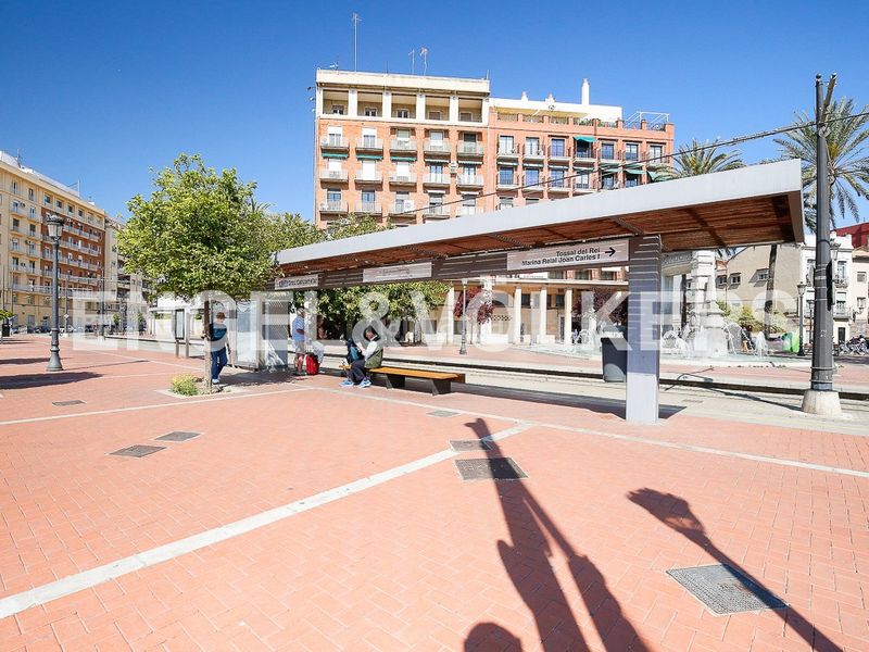 Foto c5f22fb7-5fd1-4183-b373-31fe3d5920da. Casa amb calefacció a El Cabanyal-El Canyamelar Valencia