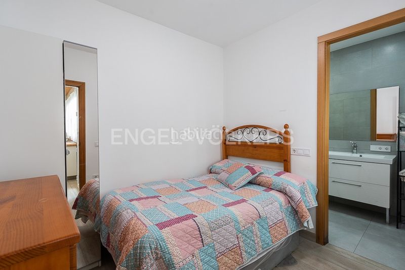 Foto e57505fc-ba65-46a7-9906-411954ad782a. Casa amb calefacció a El Cabanyal-El Canyamelar Valencia