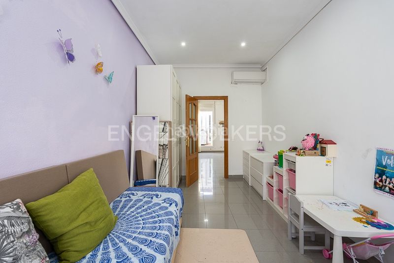 Foto efe642e9-dc4c-418e-84c2-00e9a820f91f. Casa amb calefacció a El Cabanyal-El Canyamelar Valencia