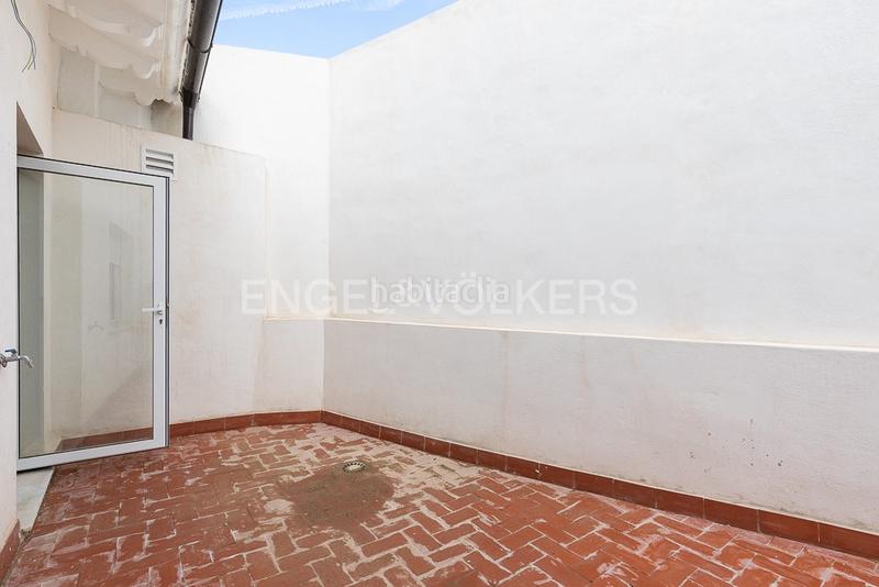 Foto 83797fd9-67bb-4367-b78e-674800d3d0da. Àtic amb calefacció a El Mercat Valencia