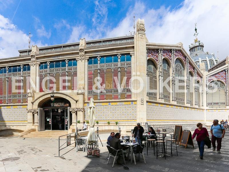 Foto aeb43f8b-15e8-42b8-8519-614fa13856ac. Àtic amb calefacció a El Mercat Valencia