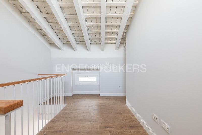 Foto e03e4542-2a4c-4aac-8768-e5e8bcac905e. Àtic amb calefacció a El Mercat Valencia