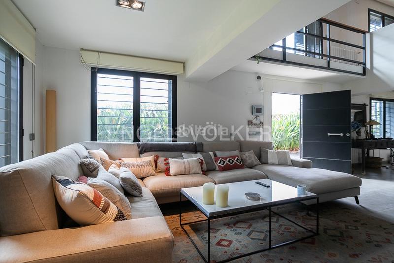 Foto 384ed025-baa7-4382-9b0e-a93d50010368. Maison avec chauffage parking piscine dans Corinto-Almardà Sagunt