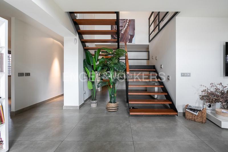 Foto 42c2d03d-1c2c-4d5e-a72b-9c876c4e1ef9. Maison avec chauffage parking piscine dans Corinto-Almardà Sagunt