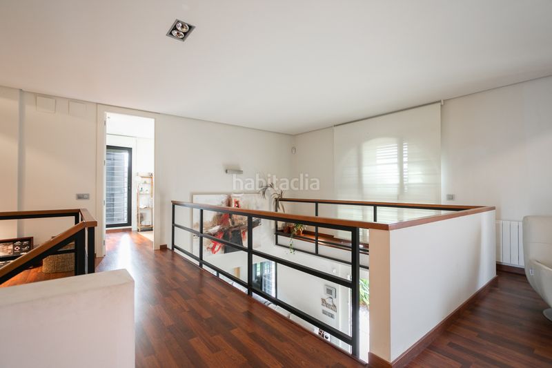 Foto 4f0456d7-7868-4efd-9317-bbbde8667636. Casa amb calefacció aparcament piscina a Corinto-Almardà Sagunt