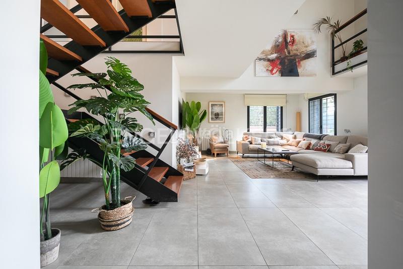 Foto e3e8499f-1e35-4a3f-b730-4922b37c8819. Maison avec chauffage parking piscine dans Corinto-Almardà Sagunt