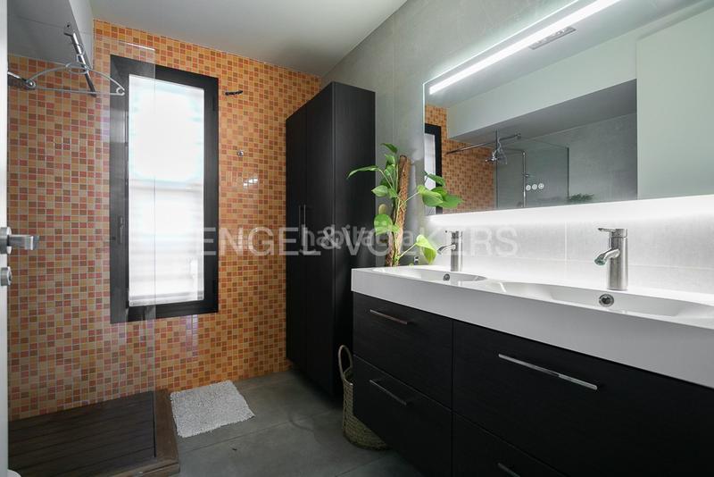 Foto ee28f0ac-3745-40ae-b7a3-0e597ae7f3c9. Maison avec chauffage parking piscine dans Corinto-Almardà Sagunt