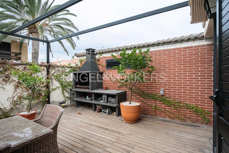 Foto ef2be441-51b1-4ef4-9aa8-d59119e211d9. Maison avec chauffage parking piscine dans Corinto-Almardà Sagunt