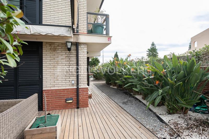 Foto fede2deb-b3ba-4235-a191-386be2357fb0. Maison avec chauffage parking piscine dans Corinto-Almardà Sagunt