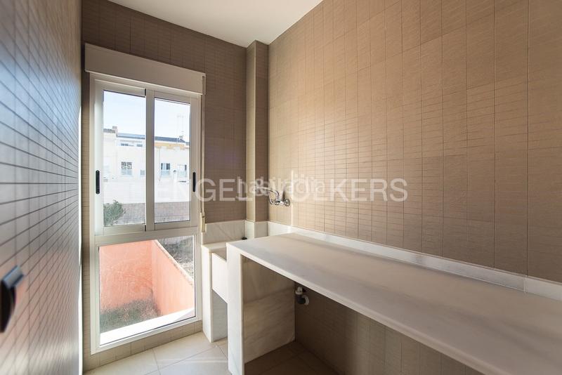 Foto 4d0737e5-383f-4f26-85bf-9f8b0b8519c8. House with heating parking in Onda