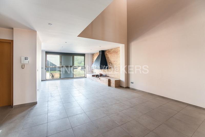 Foto 5e0026ca-3811-410d-90f5-cebaf03bae1f. House with heating parking in Onda