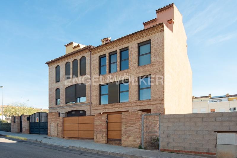 Foto 7c3b3db9-8417-440a-b85d-e21acb086d24. House with heating parking in Onda