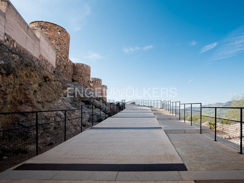 Foto a9301b42-60e6-47ca-8a92-941765d7670d. House with heating parking in Onda