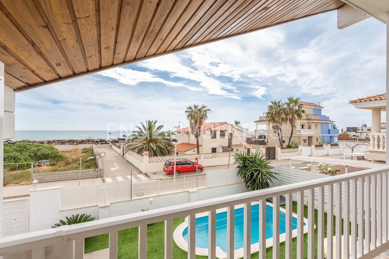 Foto b870173a-7a1e-4120-bd80-8563dca9ea5e. Casa amb calefacció aparcament piscina a La Torre-Playa de Chilches Moncofa