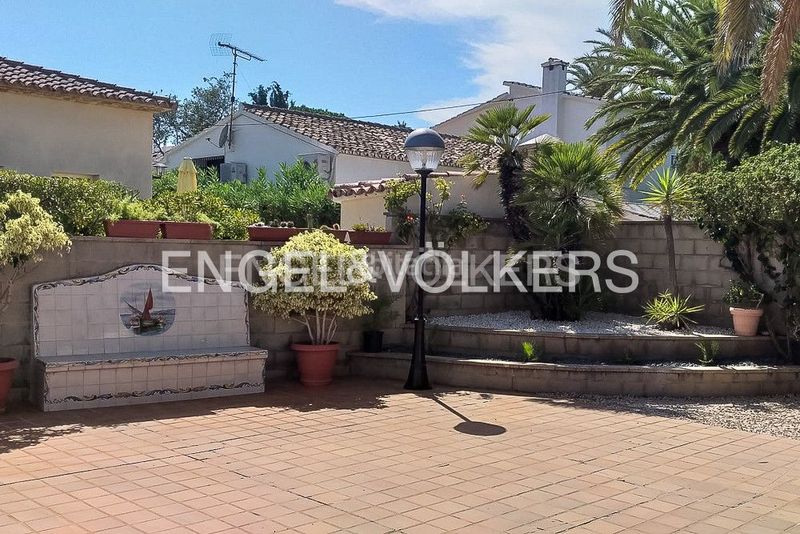 Foto f88df93b-8742-42ad-8245-6fbc6f96ef32. Casale con riscaldamento parcheggio in Les Bassetes - El Marjal Dénia