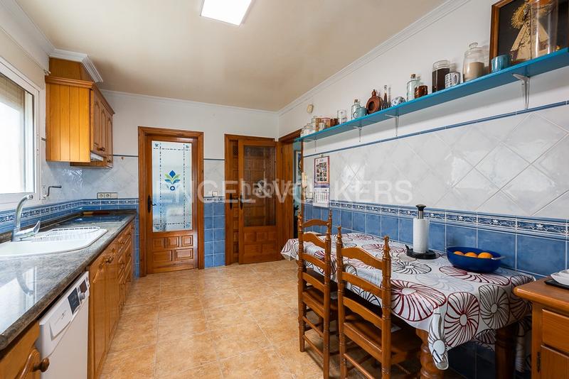 Foto 5f4de2f0-ba40-4c56-9acd-4dadf7aa6600. Haus mit heizung parking in Font d´en Carròs (la)
