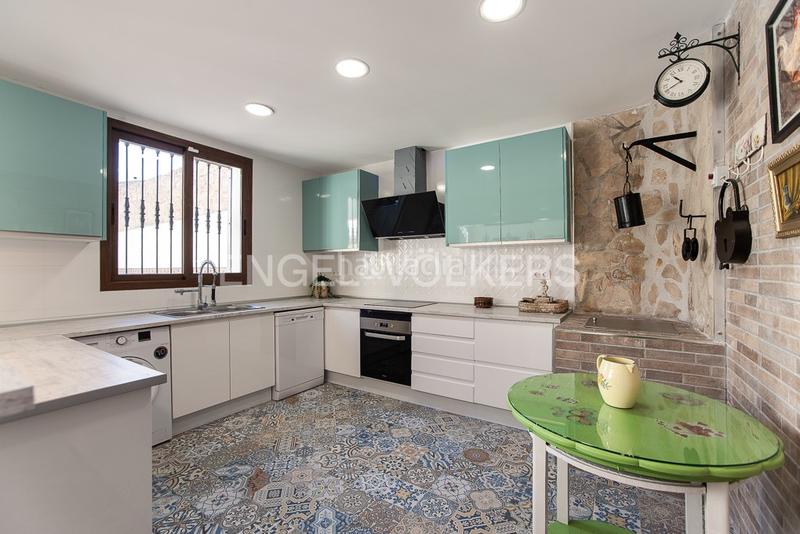 Foto 16e5dba7-1a08-468a-9556-019c1cb200ea. Casa con riscaldamento in Centro Oropesa del Mar