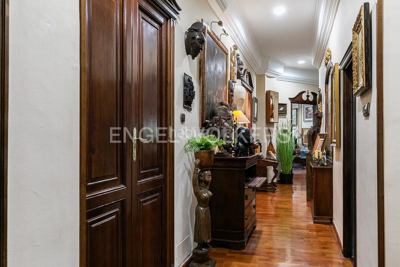 Foto d1053e29-869f-4b33-94bb-9d8252c433d6. Apartament amb calefacció a Sant Francesc Valencia