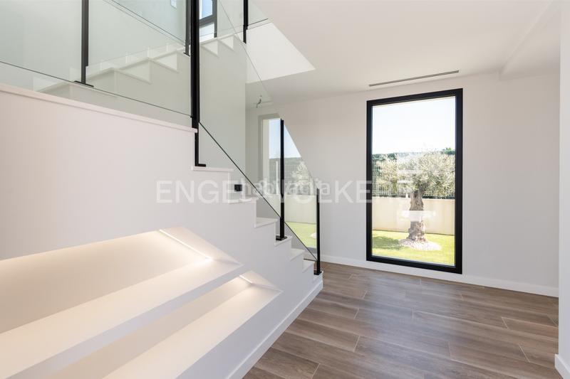 Foto 1d4600c1-1d45-42a7-af6d-750e87f24c0f. Casa moderna villa de lujo en torre en conill en Torre en Conill-Cumbres de San Antonio Bétera