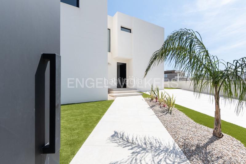 Foto 1e913f75-f09a-4765-97a2-f8dd7610e71b. Casa moderna villa de lujo en torre en conill en Torre en Conill-Cumbres de San Antonio Bétera