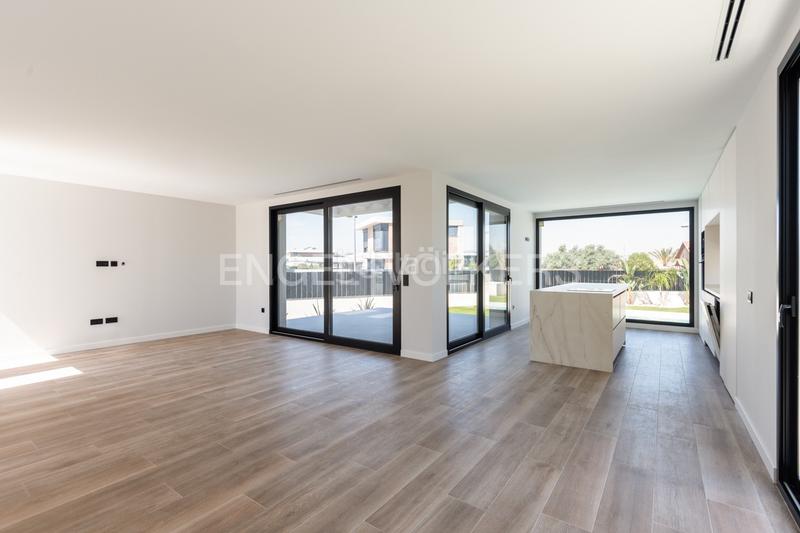 Foto 5c8830e3-d5a8-4644-b378-032f90e3f04b. Casa moderna villa de lujo en torre en conill en Torre en Conill-Cumbres de San Antonio Bétera