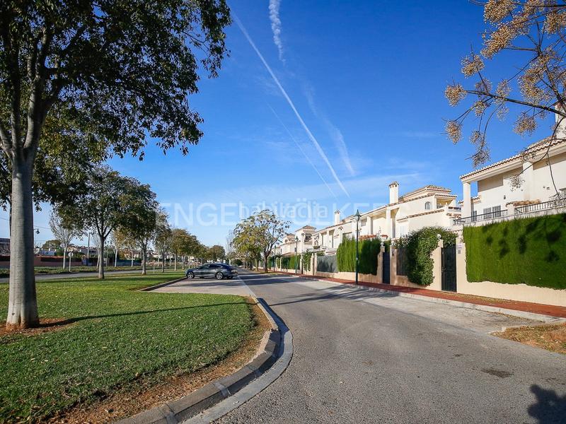Foto 608117ff-55b5-4995-99b5-e5b76a830b4d. Casa moderna villa de lujo en torre en conill en Torre en Conill-Cumbres de San Antonio Bétera