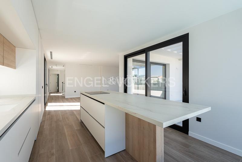 Foto 80e78630-b1fa-4dce-8d26-b11f7499206a. Casa moderna villa de lujo en torre en conill en Torre en Conill-Cumbres de San Antonio Bétera