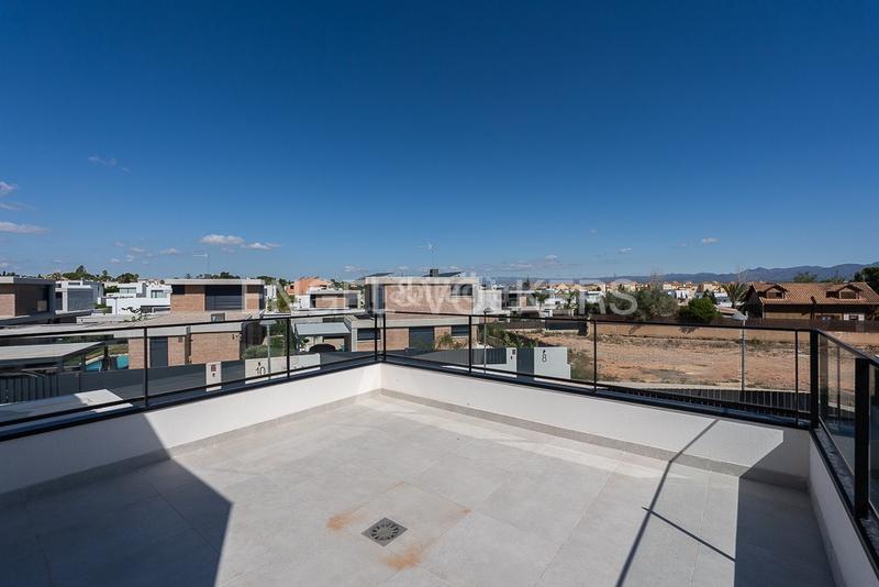 Foto a71d6915-5250-424d-a1aa-cef768b2d5db. Casa moderna villa de lujo en torre en conill en Torre en Conill-Cumbres de San Antonio Bétera
