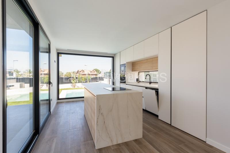 Foto d1fa194f-d035-4ec7-b3ce-099586131170. Casa moderna villa de lujo en torre en conill en Torre en Conill-Cumbres de San Antonio Bétera