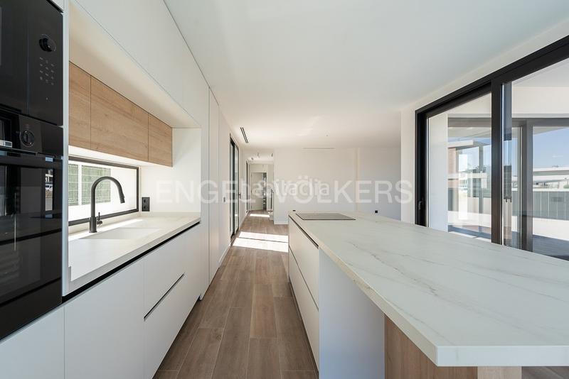 Foto e1b23591-810f-4b26-98b3-d655d674b1a6. Casa moderna villa de lujo en torre en conill en Torre en Conill-Cumbres de San Antonio Bétera
