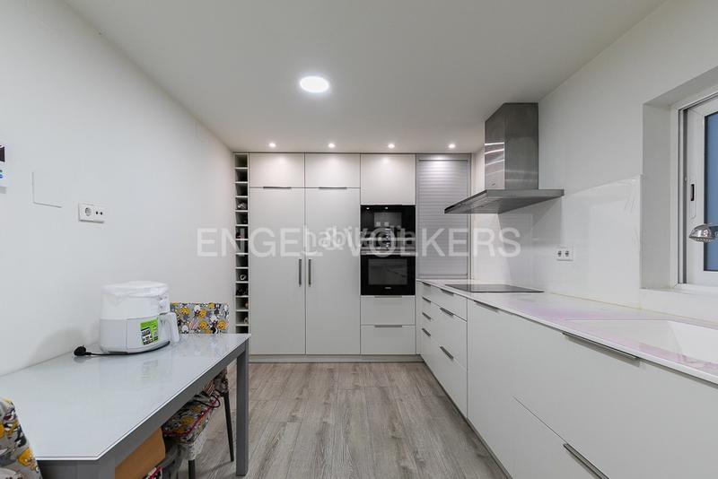 Foto 1e975aca-282f-4cb3-b0d3-fd7d0e4d7105. Apartament amb calefacció aparcament a Sant Francesc Valencia