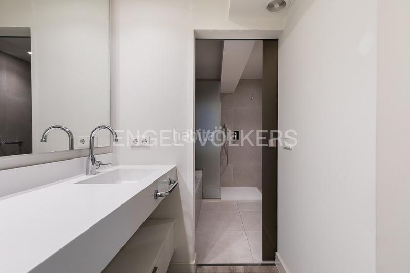 Foto 4c2bc228-cf75-4941-9d3a-0daeb86e86c1. Apartament amb calefacció aparcament a Sant Francesc Valencia