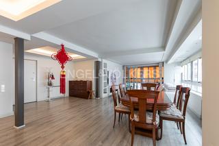 Apartament a Sant Francesc. Espectacular vivienda  feng shui, céntrica y reformada