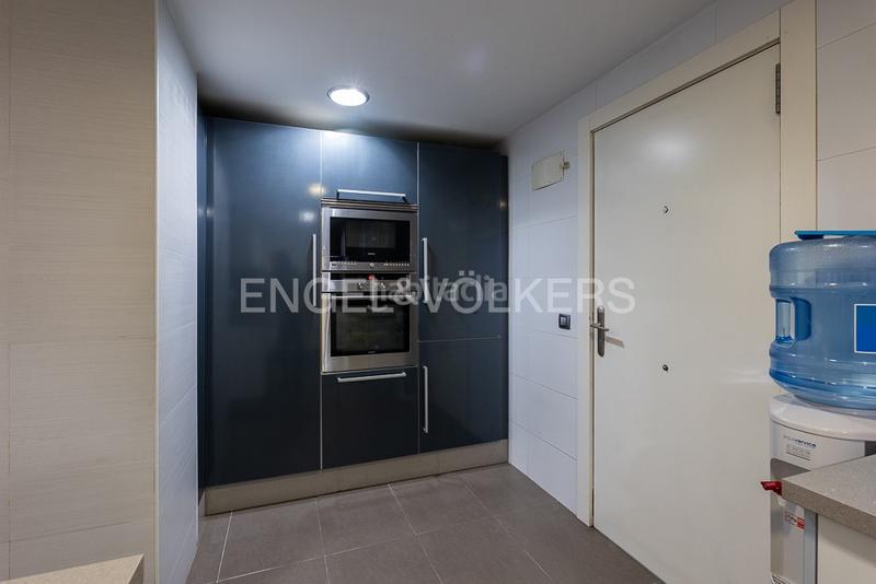 Foto 94d2d004-cd3d-47e5-a689-85eb62a81073. Appartement avec chauffage parking dans Trinitat Valencia