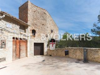 Casa a Coves de Vinromà (les). Casa fortificada de los templarios